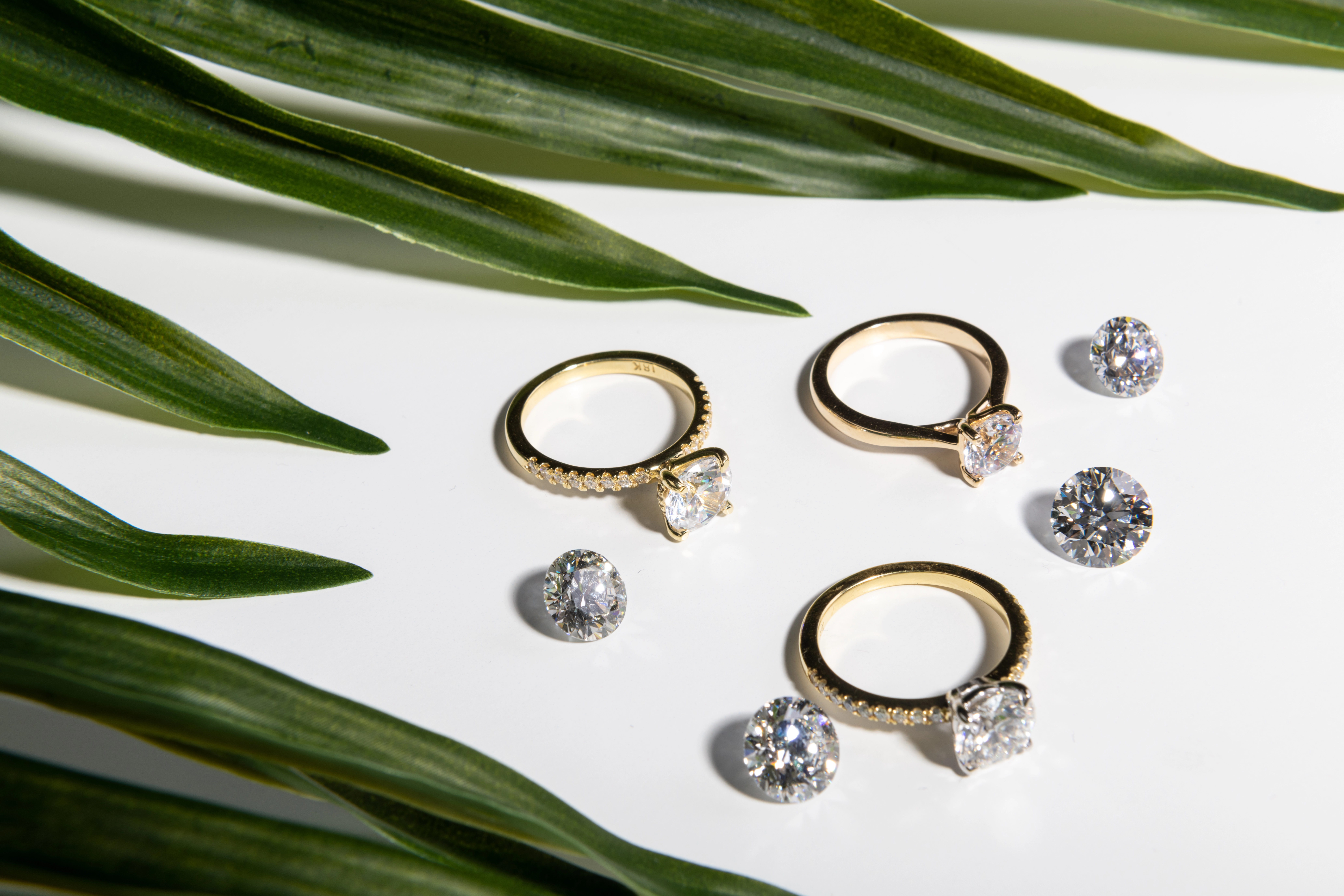 lab-grown engagement ring styles with plum diamonds